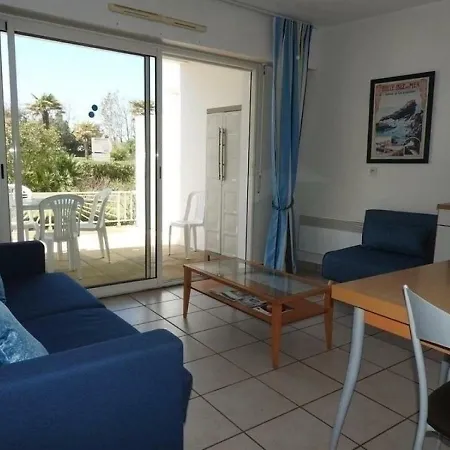 Rue Cite Pins Studio Parking Dans Res. Avec Piscine Appartement *